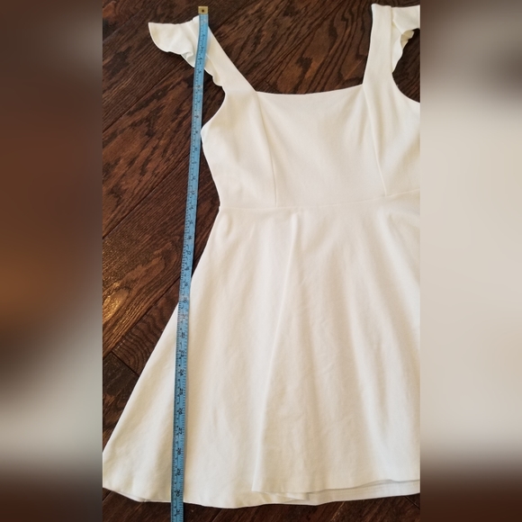 White cocktail dress - Picture 3 of 4